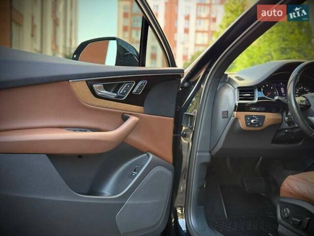 Синій Ауді Ку 7, об'ємом двигуна 2 л та пробігом 258 тис. км за 19950 $, фото 17 на Automoto.ua