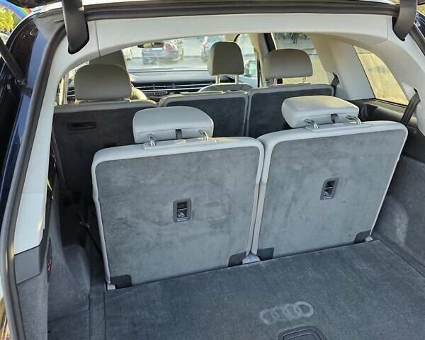 Синий Ауди Ку 7, объемом двигателя 3 л и пробегом 111 тыс. км за 31000 $, фото 23 на Automoto.ua