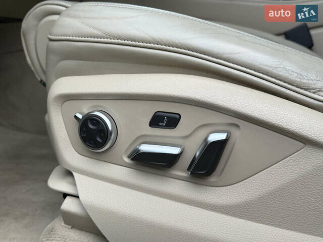 Синий Ауди Ку 7, объемом двигателя 3 л и пробегом 132 тыс. км за 33333 $, фото 19 на Automoto.ua