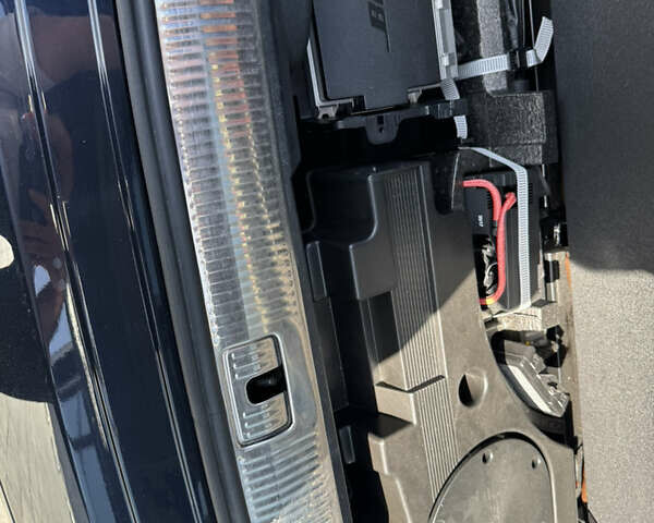 Синий Ауди Ку 7, объемом двигателя 3 л и пробегом 135 тыс. км за 34500 $, фото 33 на Automoto.ua