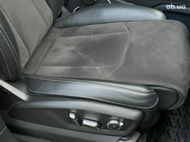 Синий Ауди Ку 7, объемом двигателя 3 л и пробегом 203 тыс. км за 41990 $, фото 44 на Automoto.ua