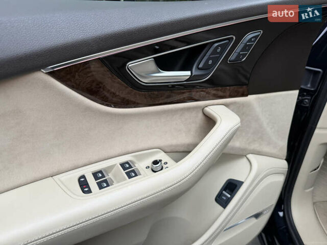 Синий Ауди Ку 7, объемом двигателя 3 л и пробегом 132 тыс. км за 33333 $, фото 17 на Automoto.ua