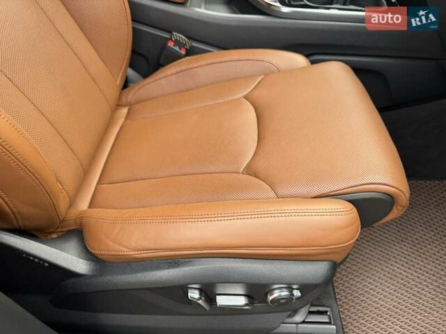 Синий Ауди Ку 7, объемом двигателя 2.97 л и пробегом 395 тыс. км за 26950 $, фото 17 на Automoto.ua