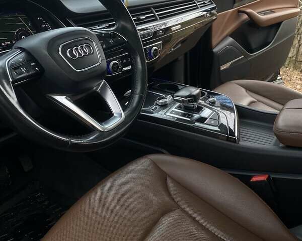 Синій Ауді Ку 7, об'ємом двигуна 3 л та пробігом 161 тис. км за 31151 $, фото 30 на Automoto.ua