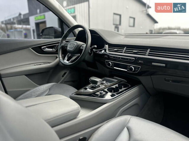 Синій Ауді Ку 7, об'ємом двигуна 3 л та пробігом 218 тис. км за 26500 $, фото 102 на Automoto.ua