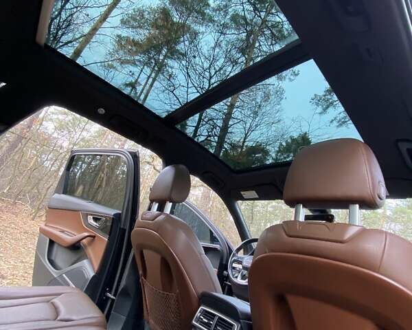 Синій Ауді Ку 7, об'ємом двигуна 3 л та пробігом 161 тис. км за 31151 $, фото 27 на Automoto.ua