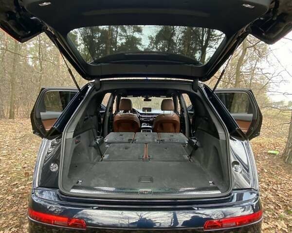 Синій Ауді Ку 7, об'ємом двигуна 3 л та пробігом 161 тис. км за 31151 $, фото 20 на Automoto.ua