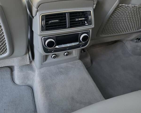 Синий Ауди Ку 7, объемом двигателя 3 л и пробегом 111 тыс. км за 31000 $, фото 34 на Automoto.ua