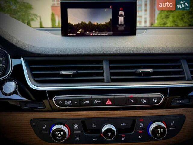 Синій Ауді Ку 7, об'ємом двигуна 2 л та пробігом 258 тис. км за 19950 $, фото 30 на Automoto.ua