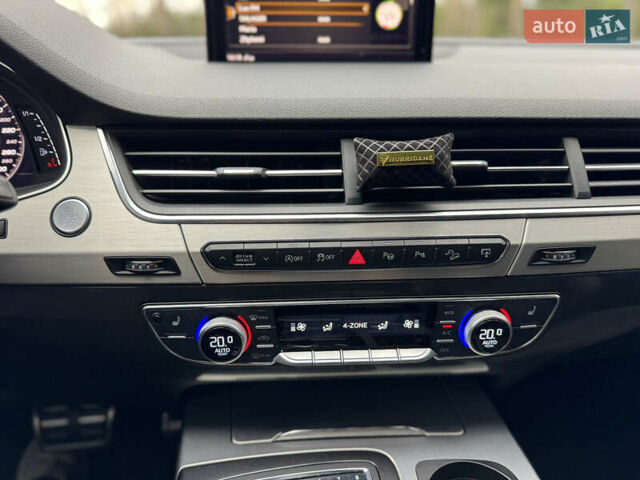 Синий Ауди Ку 7, объемом двигателя 3 л и пробегом 311 тыс. км за 36000 $, фото 48 на Automoto.ua