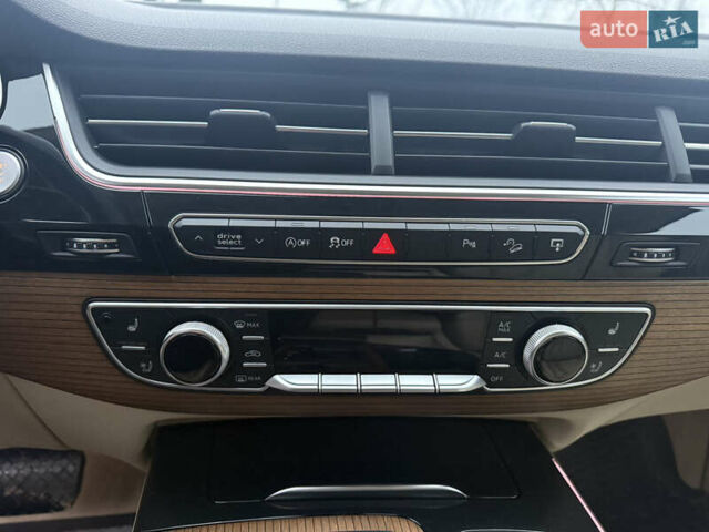 Синий Ауди Ку 7, объемом двигателя 3 л и пробегом 156 тыс. км за 23950 $, фото 87 на Automoto.ua