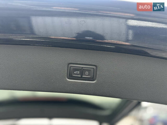 Синій Ауді Ку 7, об'ємом двигуна 3 л та пробігом 218 тис. км за 26500 $, фото 95 на Automoto.ua