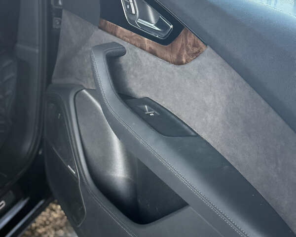 Синий Ауди Ку 7, объемом двигателя 3 л и пробегом 152 тыс. км за 31499 $, фото 76 на Automoto.ua