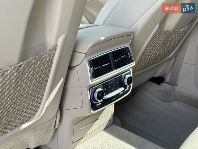 Синій Ауді Ку 7, об'ємом двигуна 3 л та пробігом 223 тис. км за 24600 $, фото 30 на Automoto.ua