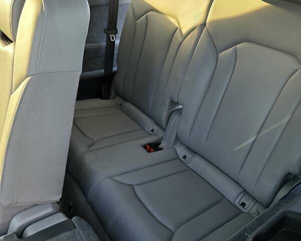 Синий Ауди Ку 7, объемом двигателя 3 л и пробегом 111 тыс. км за 31000 $, фото 24 на Automoto.ua