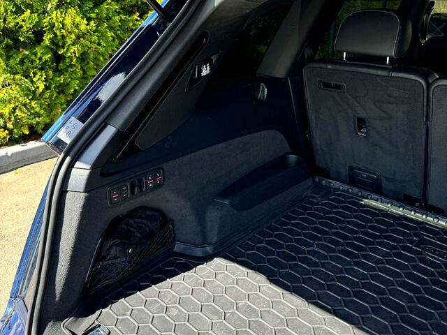 Синий Ауди Ку 7, объемом двигателя 3 л и пробегом 305 тыс. км за 30000 $, фото 12 на Automoto.ua