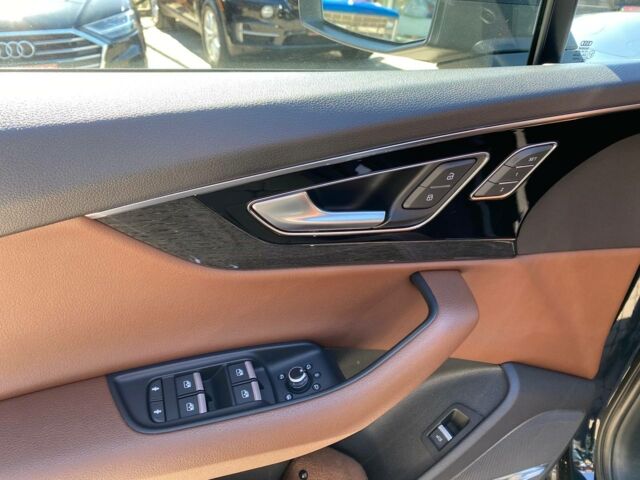 Синий Ауди Ку 7, объемом двигателя 3 л и пробегом 120 тыс. км за 34500 $, фото 15 на Automoto.ua