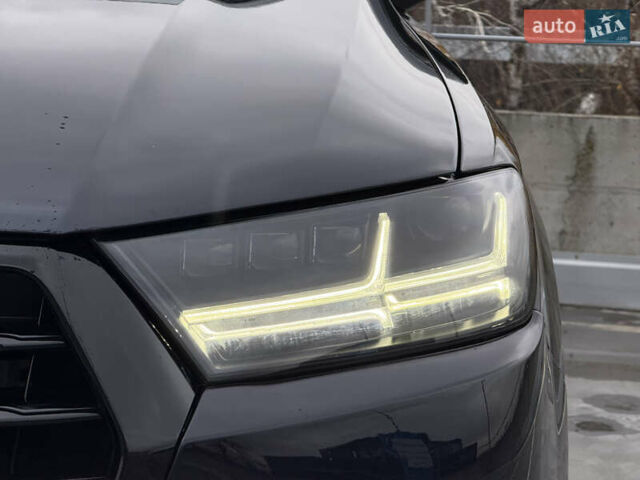 Синий Ауди Ку 7, объемом двигателя 1.98 л и пробегом 208 тыс. км за 31900 $, фото 7 на Automoto.ua