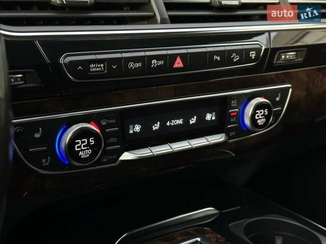 Синий Ауди Ку 7, объемом двигателя 3 л и пробегом 194 тыс. км за 27500 $, фото 48 на Automoto.ua