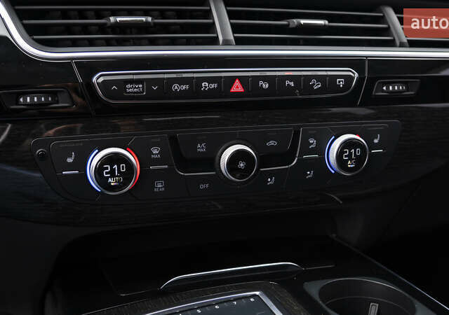 Синий Ауди Ку 7, объемом двигателя 2.97 л и пробегом 217 тыс. км за 32999 $, фото 24 на Automoto.ua