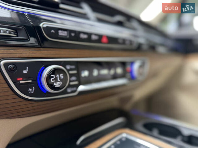 Синій Ауді Ку 7, об'ємом двигуна 3 л та пробігом 158 тис. км за 25500 $, фото 10 на Automoto.ua