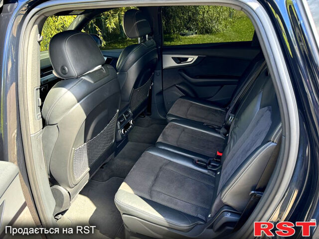 Синий Ауди Ку 7, объемом двигателя 3 л и пробегом 305 тыс. км за 30000 $, фото 7 на Automoto.ua