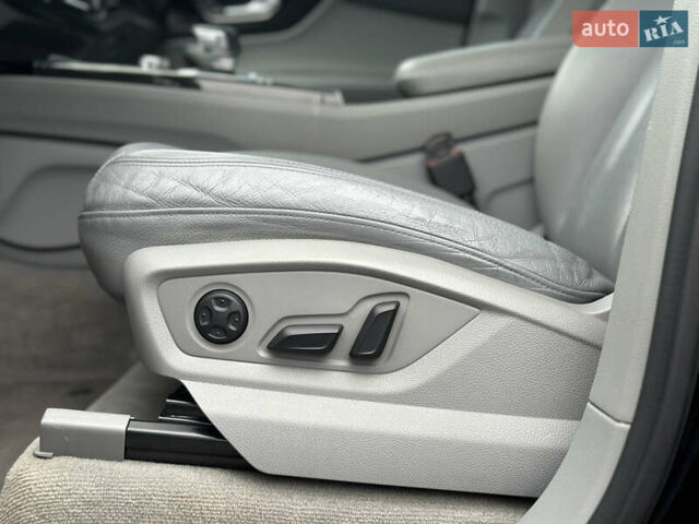 Синій Ауді Ку 7, об'ємом двигуна 3 л та пробігом 218 тис. км за 26500 $, фото 64 на Automoto.ua