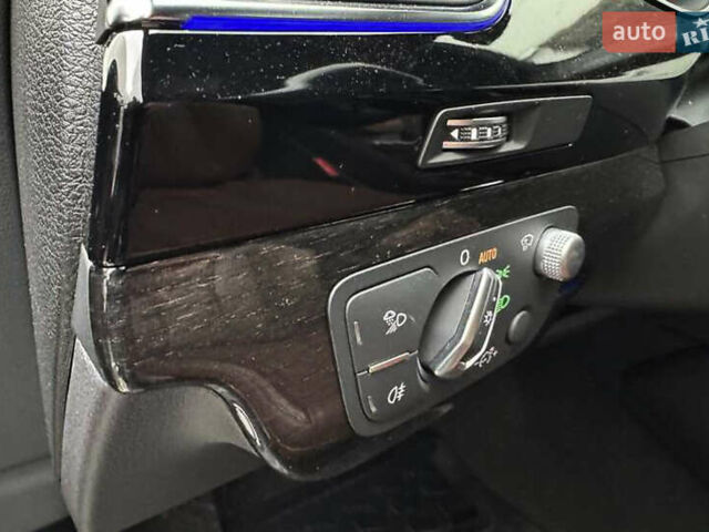 Синий Ауди Ку 7, объемом двигателя 3 л и пробегом 120 тыс. км за 32000 $, фото 20 на Automoto.ua