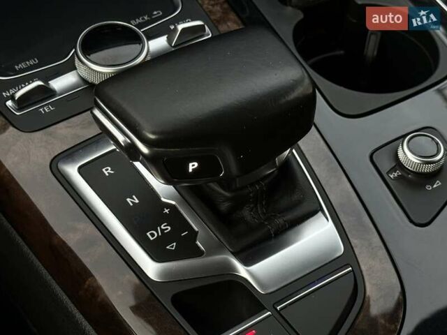 Синий Ауди Ку 7, объемом двигателя 3 л и пробегом 194 тыс. км за 27500 $, фото 49 на Automoto.ua