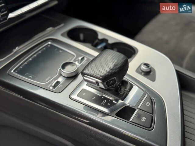 Синий Ауди Ку 7, объемом двигателя 3 л и пробегом 311 тыс. км за 36000 $, фото 19 на Automoto.ua