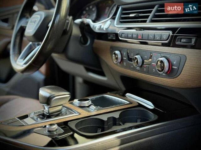 Синій Ауді Ку 7, об'ємом двигуна 2 л та пробігом 258 тис. км за 19950 $, фото 28 на Automoto.ua