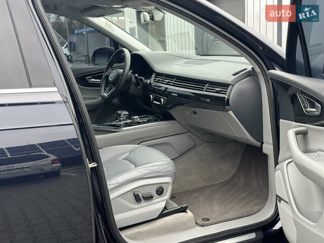 Синій Ауді Ку 7, об'ємом двигуна 3 л та пробігом 218 тис. км за 26500 $, фото 114 на Automoto.ua