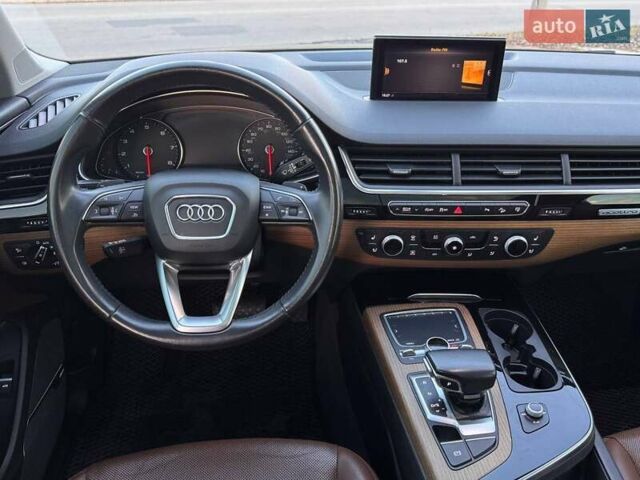 Синій Ауді Ку 7, об'ємом двигуна 3 л та пробігом 104 тис. км за 19999 $, фото 9 на Automoto.ua