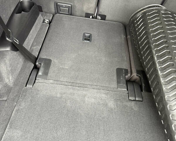 Синий Ауди Ку 7, объемом двигателя 3 л и пробегом 238 тыс. км за 24500 $, фото 12 на Automoto.ua