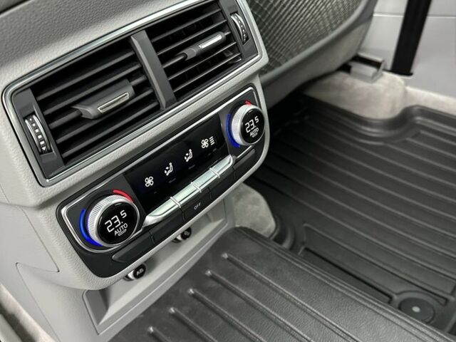 Синій Ауді Ку 7, об'ємом двигуна 3 л та пробігом 32 тис. км за 39900 $, фото 6 на Automoto.ua