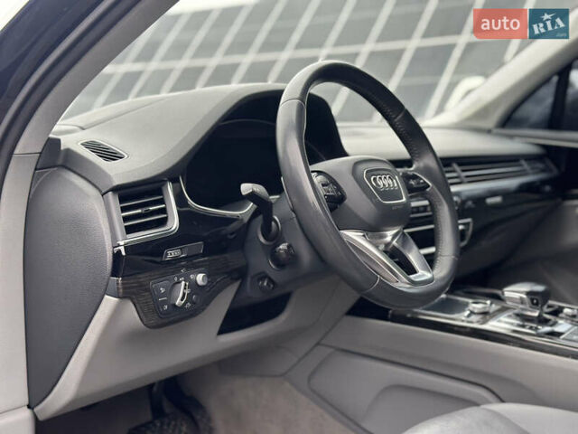Синій Ауді Ку 7, об'ємом двигуна 3 л та пробігом 218 тис. км за 26500 $, фото 63 на Automoto.ua