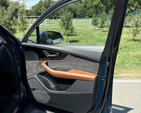 Синій Ауді Ку 7, об'ємом двигуна 3 л та пробігом 84 тис. км за 45300 $, фото 10 на Automoto.ua