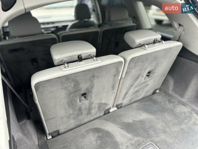 Синій Ауді Ку 7, об'ємом двигуна 3 л та пробігом 218 тис. км за 26500 $, фото 96 на Automoto.ua