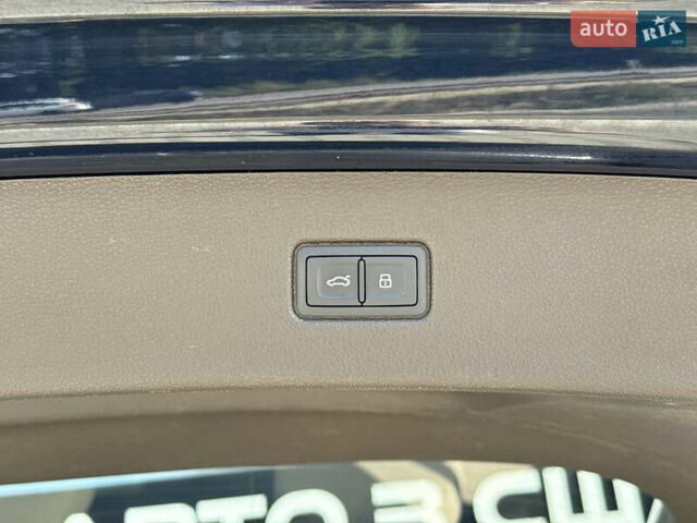 Синій Ауді Ку 7, об'ємом двигуна 3 л та пробігом 223 тис. км за 24600 $, фото 35 на Automoto.ua