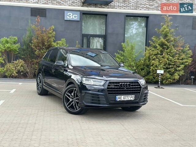 Синий Ауди Ку 7, объемом двигателя 3 л и пробегом 299 тыс. км за 33999 $, фото 1 на Automoto.ua