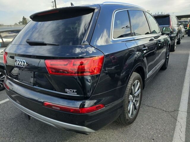 Синий Ауди Ку 7, объемом двигателя 3 л и пробегом 160 тыс. км за 21900 $, фото 2 на Automoto.ua