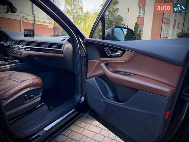 Синій Ауді Ку 7, об'ємом двигуна 2 л та пробігом 258 тис. км за 19950 $, фото 29 на Automoto.ua