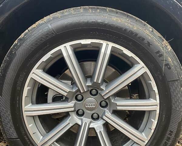 Синій Ауді Ку 7, об'ємом двигуна 3 л та пробігом 161 тис. км за 31151 $, фото 8 на Automoto.ua