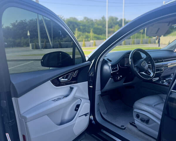 Синий Ауди Ку 7, объемом двигателя 3 л и пробегом 172 тыс. км за 22935 $, фото 16 на Automoto.ua