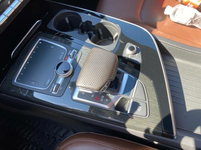 Синий Ауди Ку 7, объемом двигателя 3 л и пробегом 120 тыс. км за 34500 $, фото 23 на Automoto.ua