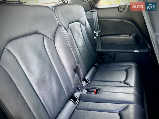 Синий Ауди Ку 7, объемом двигателя 2 л и пробегом 162 тыс. км за 25700 $, фото 27 на Automoto.ua