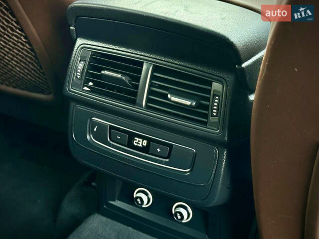 Синій Ауді Ку 7, об'ємом двигуна 2 л та пробігом 162 тис. км за 25700 $, фото 26 на Automoto.ua