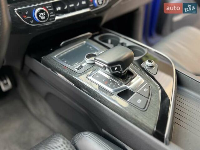 Ауди Ку 7 2018 в Хмельницком на Automoto.ua Синий Ауди Ку 7, объемом двигателя 3 л и пробегом 250 тыс. км за 35900 $, фото 64 на Automoto.ua
