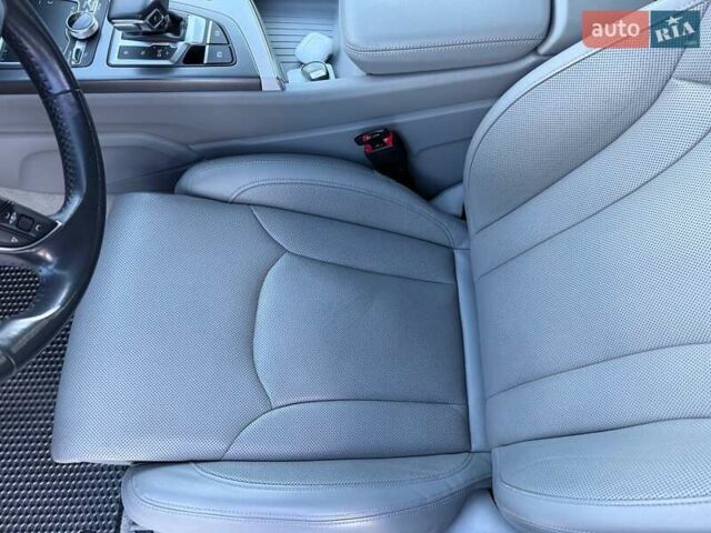 Синій Ауді Ку 7, об'ємом двигуна 3 л та пробігом 217 тис. км за 44000 $, фото 43 на Automoto.ua