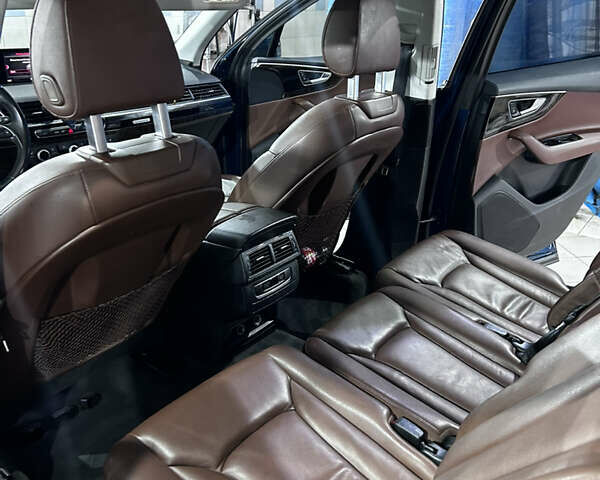 Синій Ауді Ку 7, об'ємом двигуна 3 л та пробігом 106 тис. км за 31400 $, фото 24 на Automoto.ua